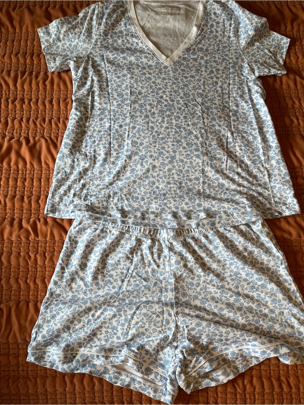 Women’s Blue Floral Short Pajama Set Beaufort Bonnet Company